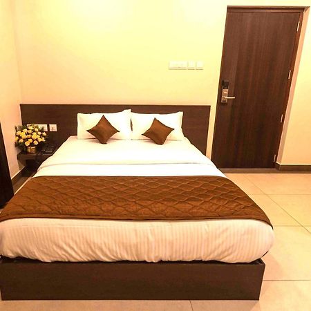 Hotel Pankaj Residency Guruvāyūr Exterior foto