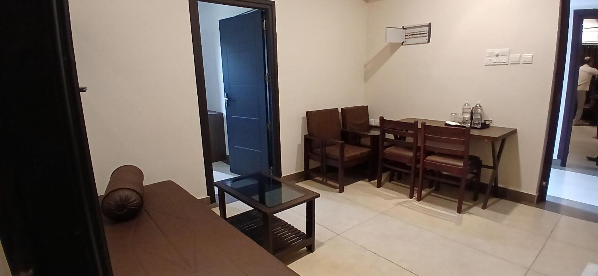Hotel Pankaj Residency Guruvāyūr Exterior foto